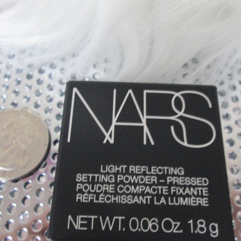Nars Light Reflecting Setting powder Travelling Mini - Picture 2 of 4